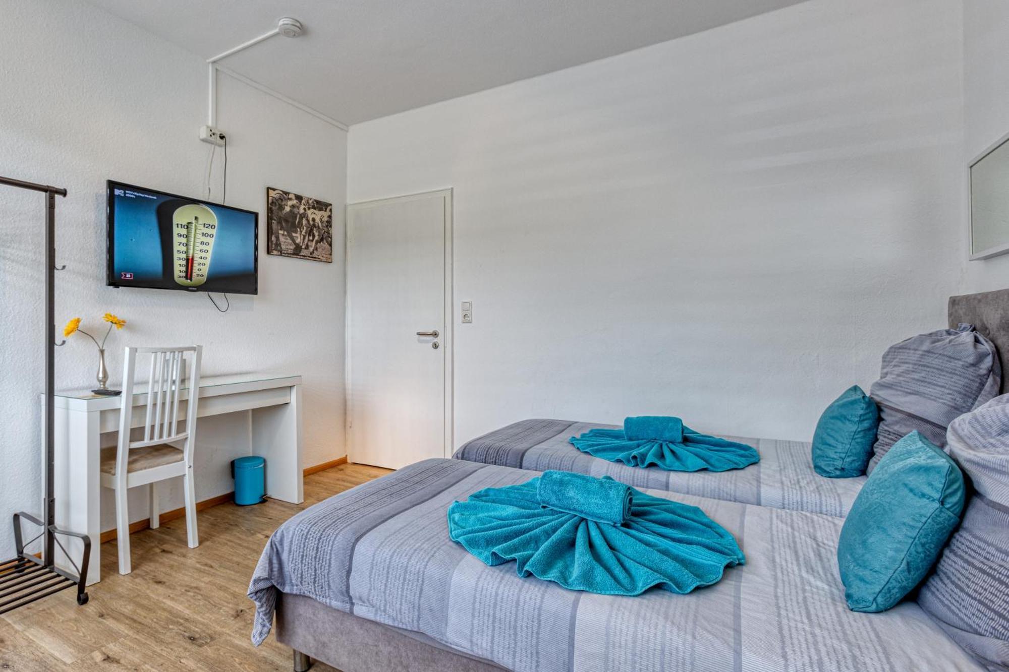 Touch Down Motel Lohmar Luaran gambar