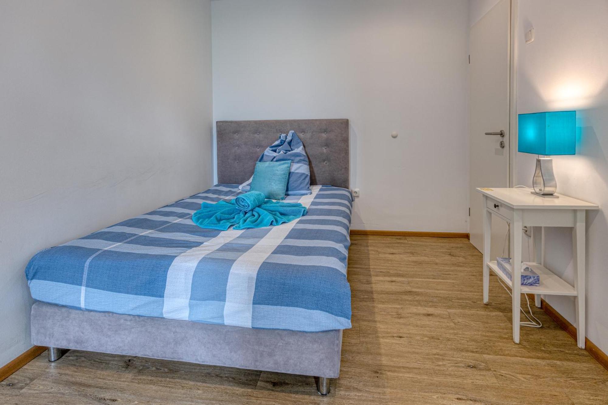 Touch Down Motel Lohmar Luaran gambar