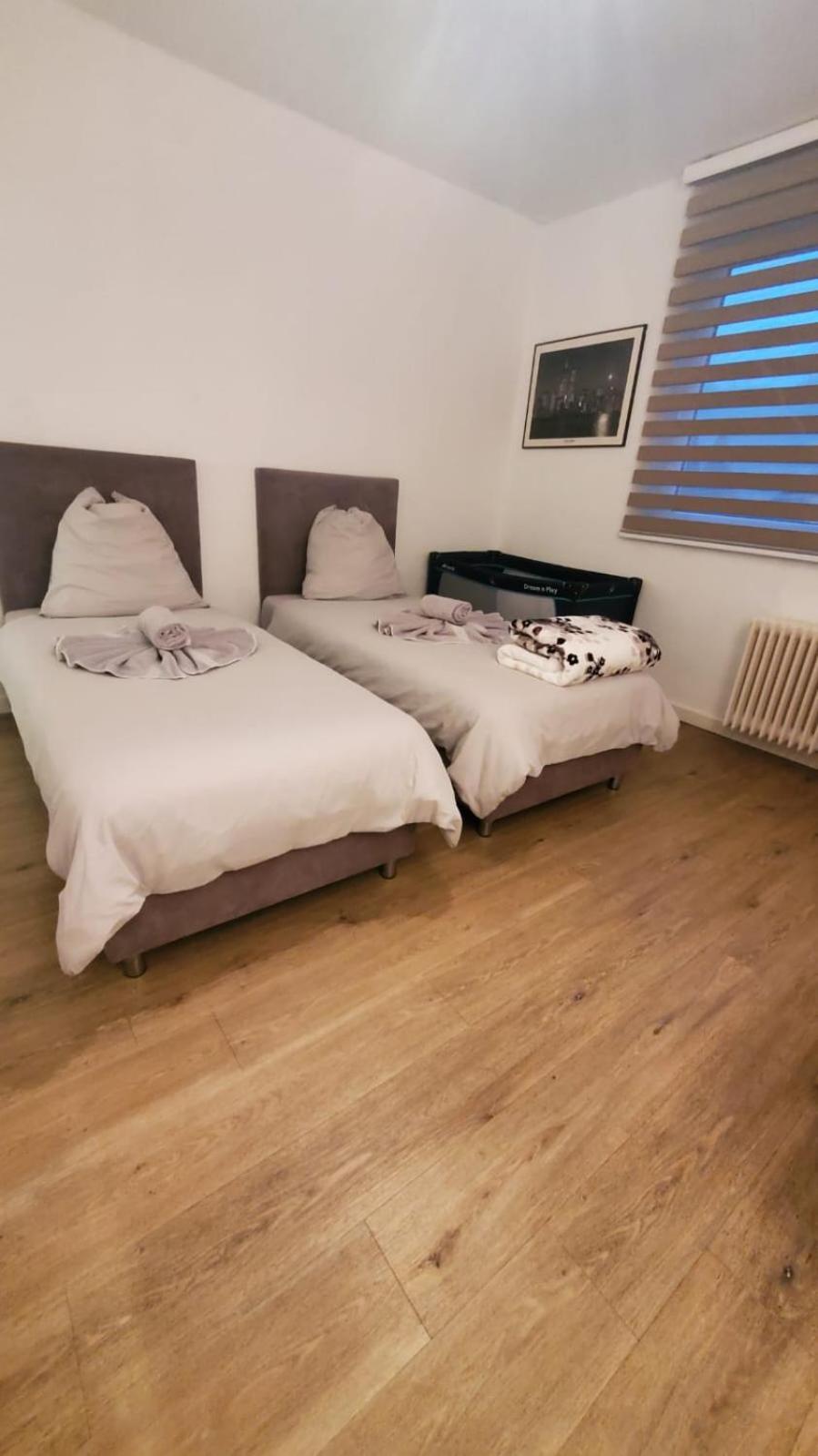 Touch Down Motel Lohmar Luaran gambar