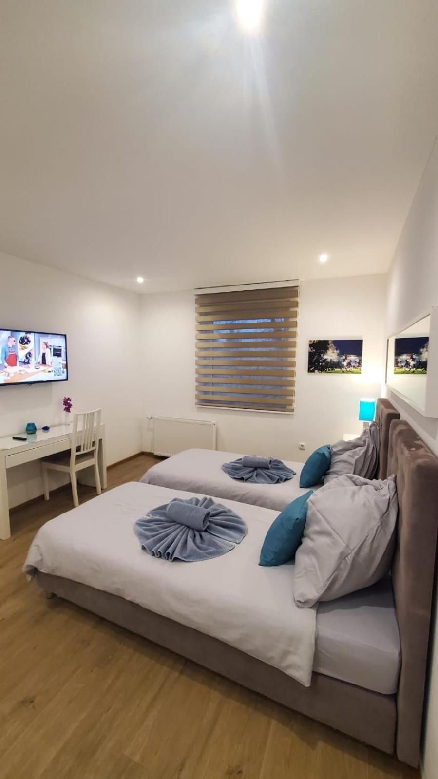 Touch Down Motel Lohmar Luaran gambar