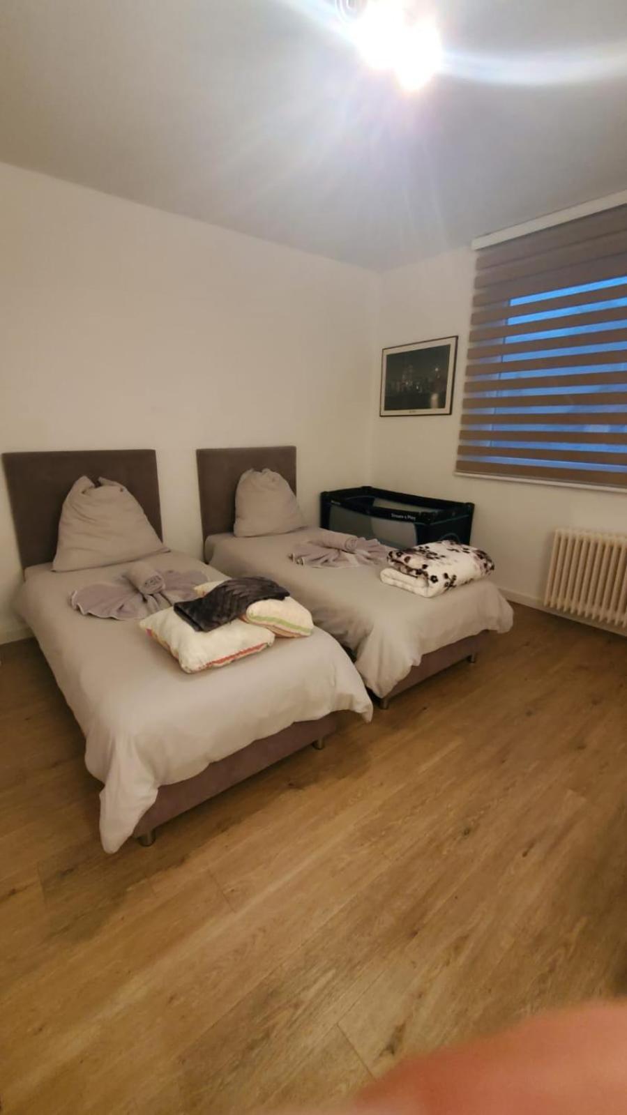 Touch Down Motel Lohmar Luaran gambar