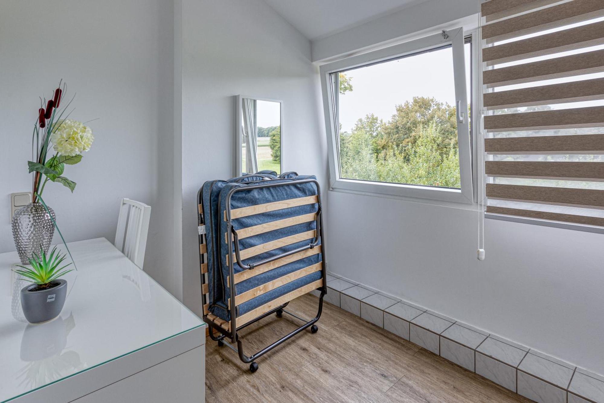Touch Down Motel Lohmar Luaran gambar